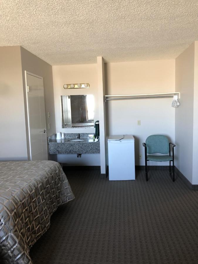 Arbour Ridge Inn & Suites Kindersley Zewnętrze zdjęcie